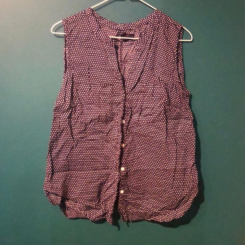 Gap button up shirt